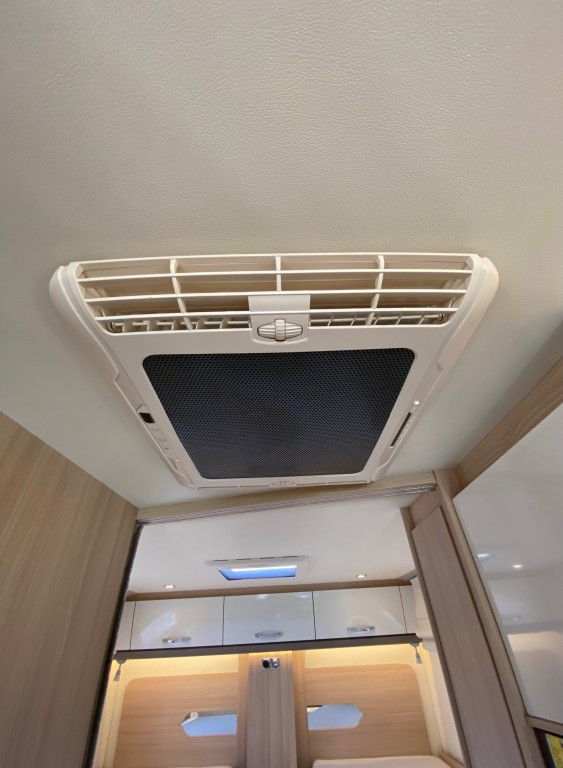 Hoofdafbeelding Bürstner Lyseo T 728g Aut. 36.997km 2017 Dakairco