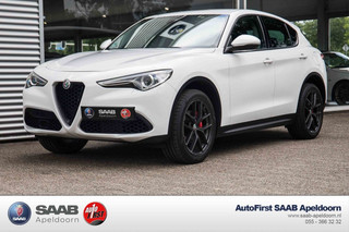 Hoofdafbeelding Alfa Romeo Stelvio Alfa Romeo Stelvio 2.0T 280pk AWD Super