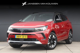 Hoofdafbeelding Opel Grandland Opel Grandland 1.2T Ultimate Aut. / Alcantara / Stoel-Stuurverwarming / Matrix-LED