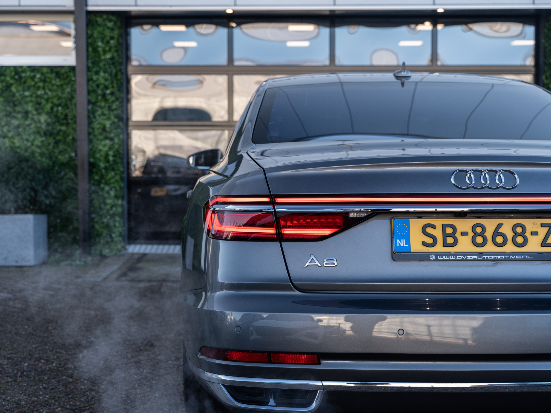 Hoofdafbeelding Audi A8