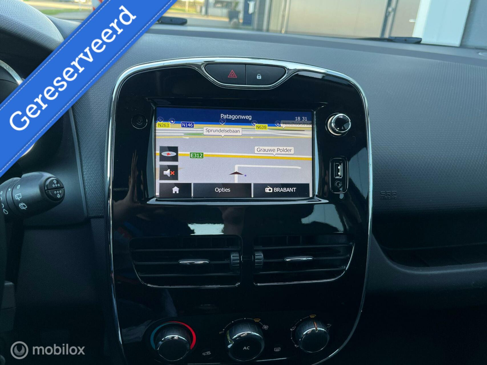 Hoofdafbeelding Renault Clio