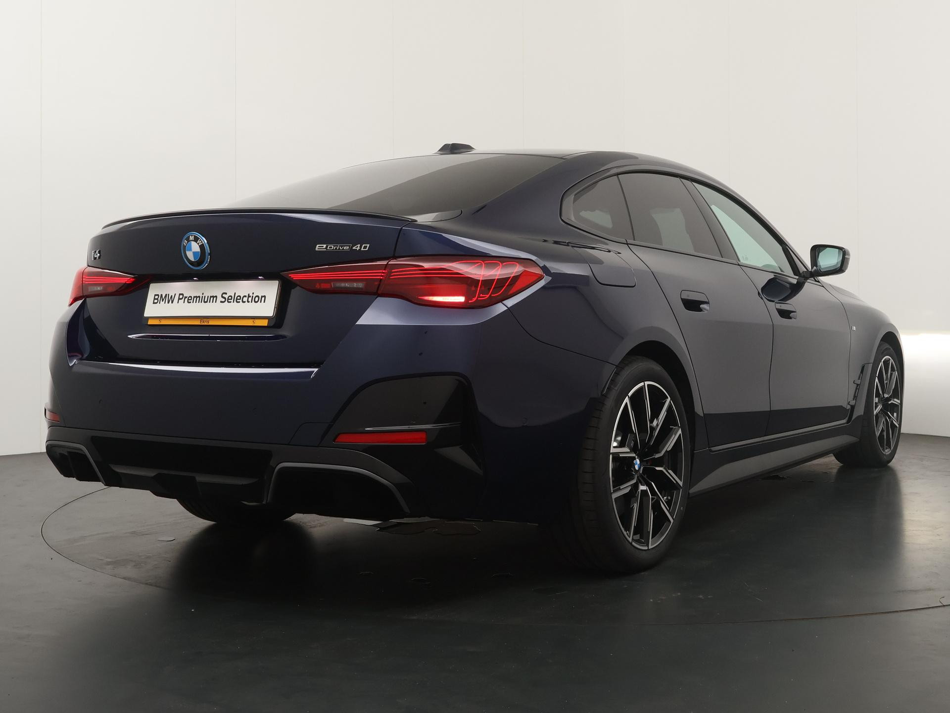 Hoofdafbeelding BMW i4