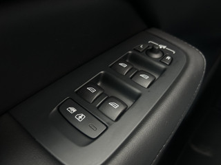 Volvo V60 Volvo V60 2.0 T6 Plug-in hybrid AWD Plus Dark 350pk - afbeelding nr 19