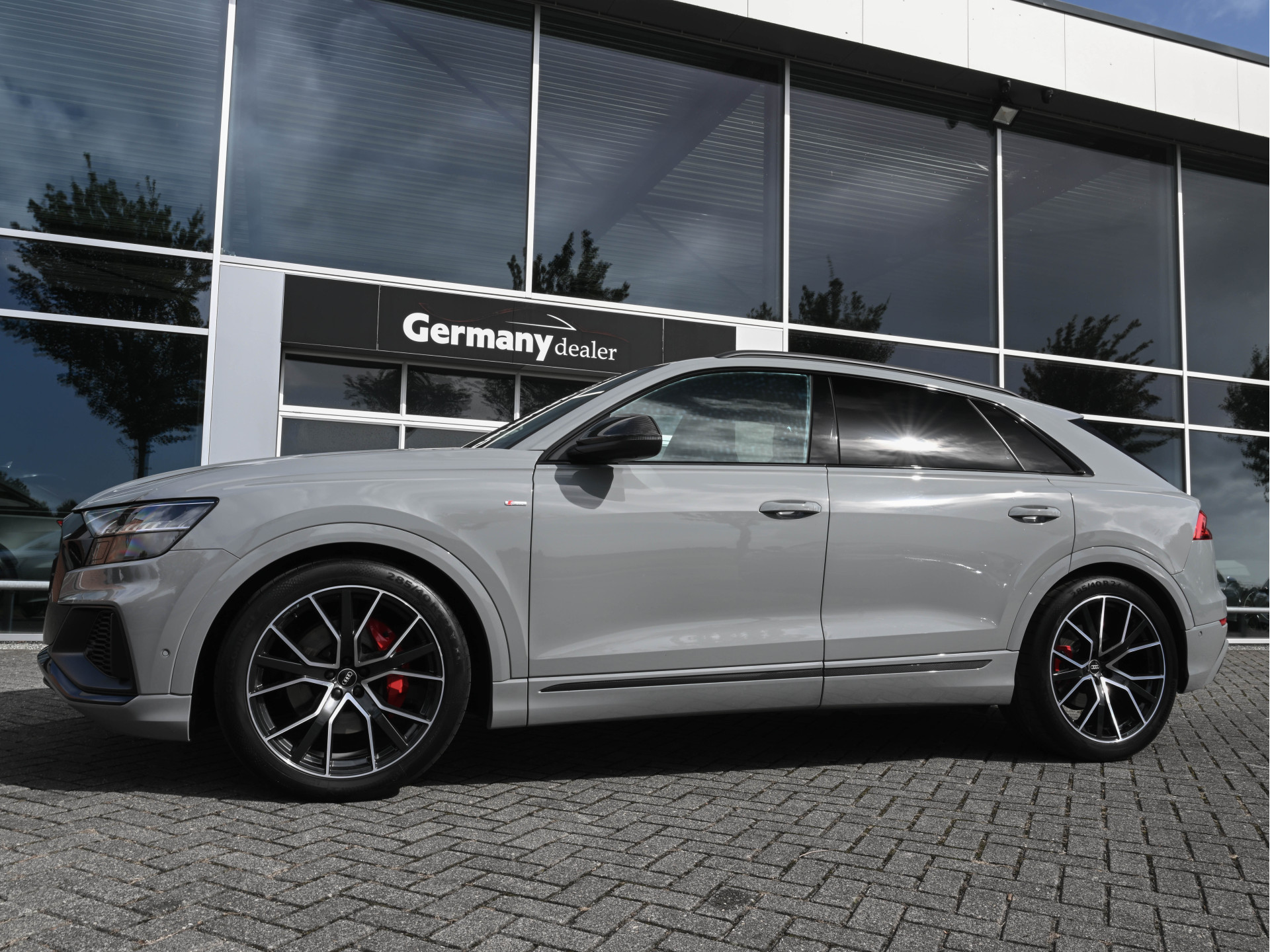 Hoofdafbeelding Audi Q8
