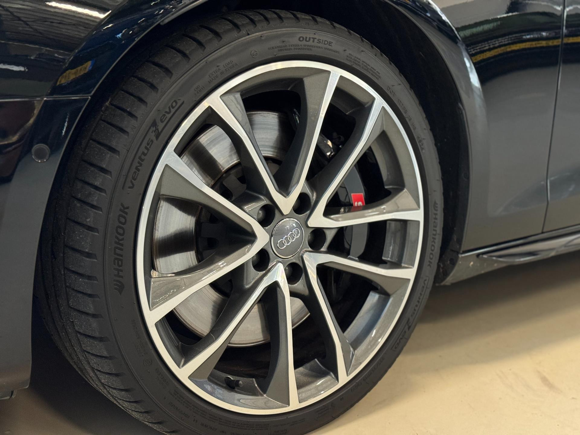 Hoofdafbeelding Audi S4