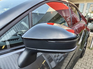 Toyota C-HR Toyota C-HR 1.8 Hybrid 140 First Edition | Navi | Sensoren | 360 Camera | - afbeelding nr 35