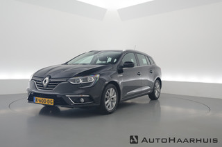 Hoofdafbeelding Renault Mégane Estate Renault Mégane Estate 1.3 TCe Limited | Automaat | Navi | Camera | Apple CarPlay | All Seasons | Park Assist