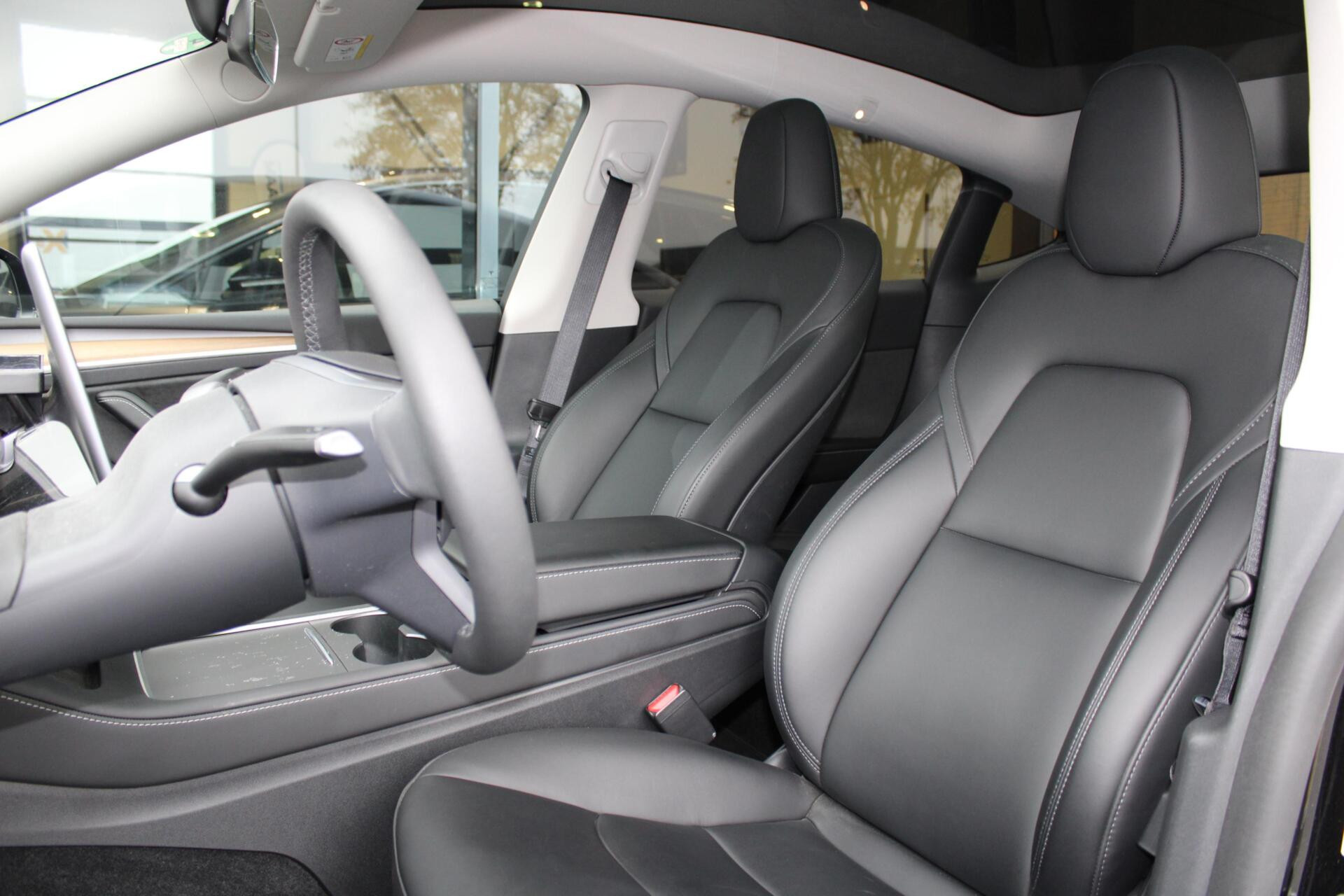 Hoofdafbeelding Tesla Model Y