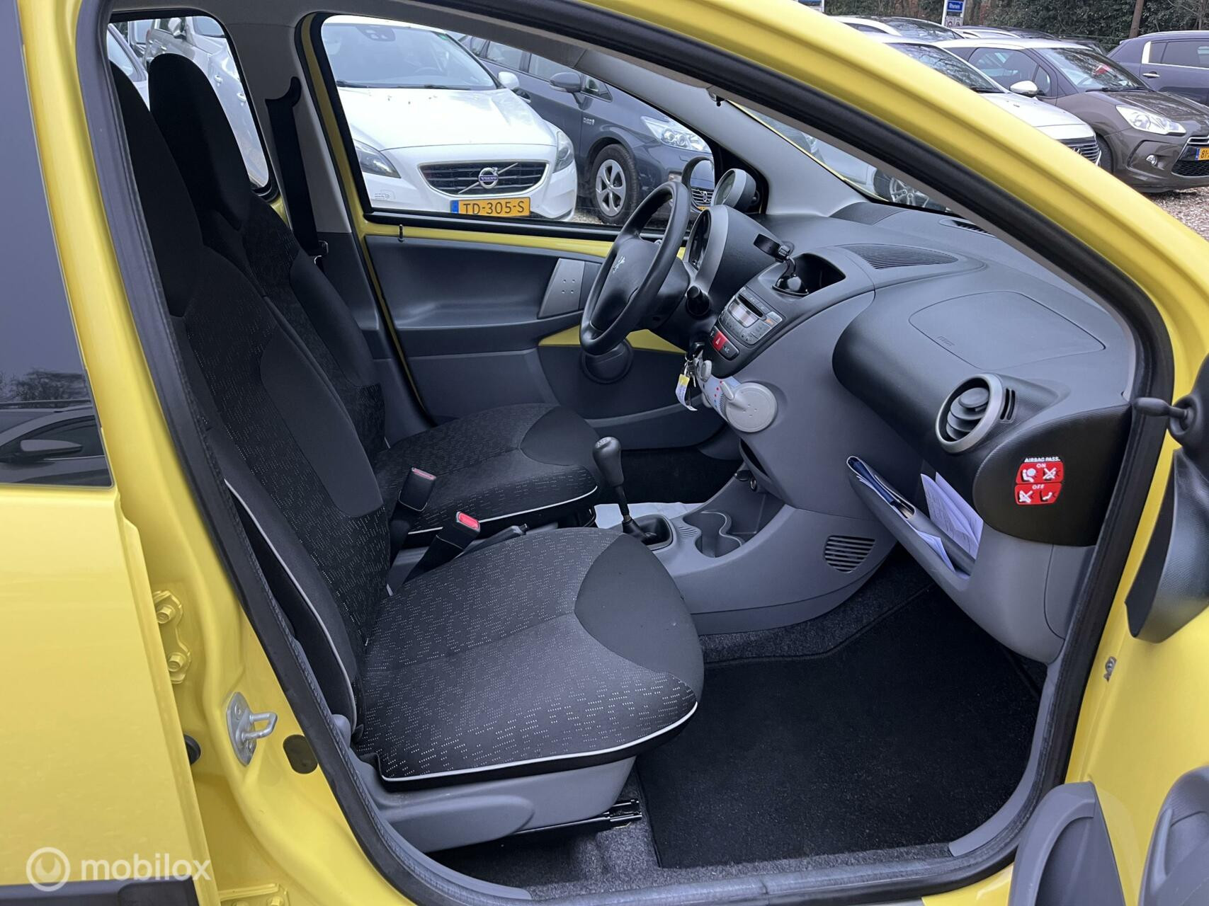 Hoofdafbeelding Peugeot 107