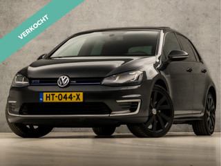 Volkswagen Golf 1.4 TSI GTE Sport 204Pk Automaat (SCHUIFDAK, APPLE CARPLAY, NAVIGATIE, CAMERA, CLIMATE, STOELVERWARMING, SPORTSTOELEN, GETINT GLAS, ZWART HEMEL, SFEERVERLICHTING, NIEUWE APK, NIEUWSTAAT)