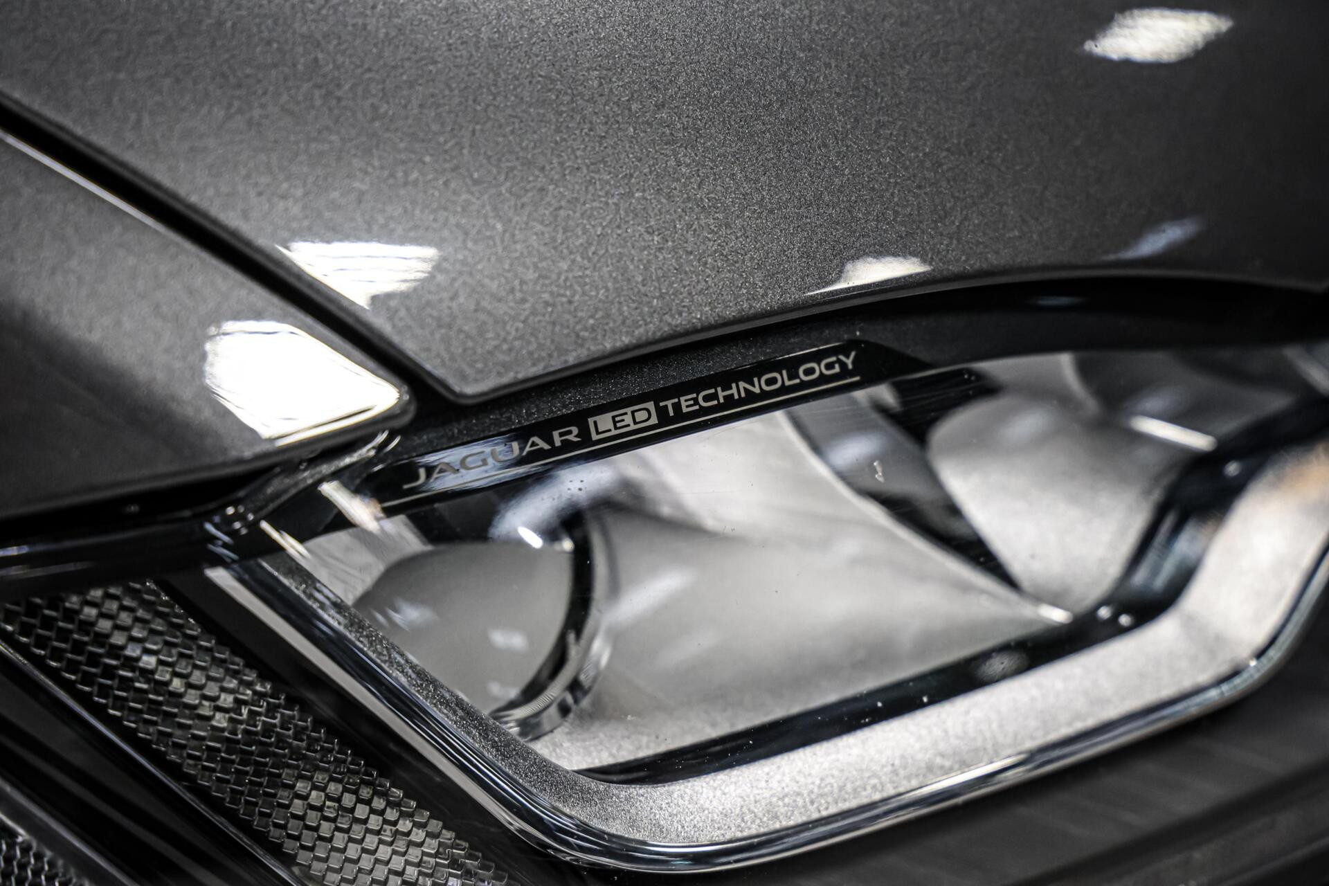 Hoofdafbeelding Jaguar F-PACE