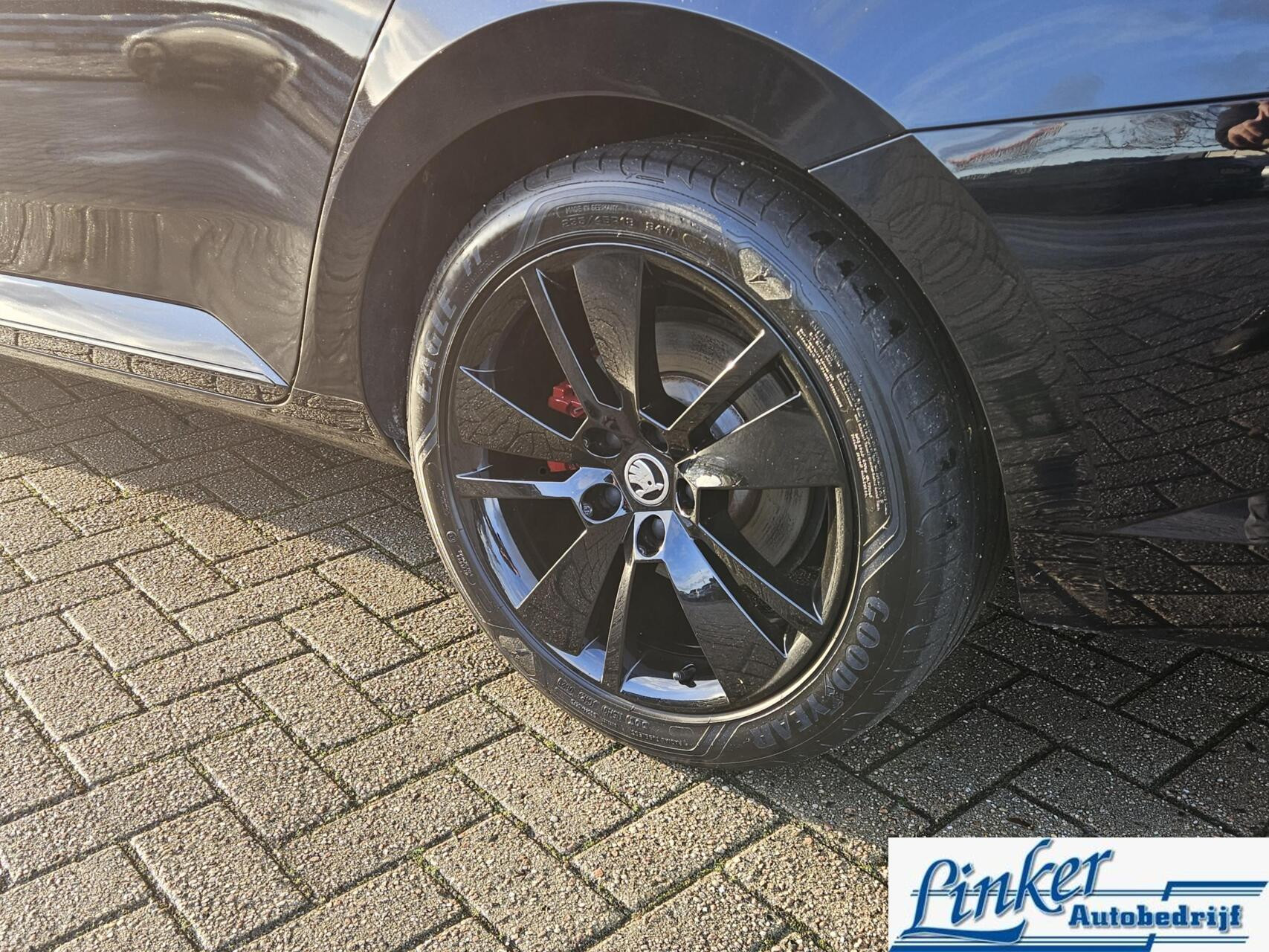 Hoofdafbeelding Škoda Superb