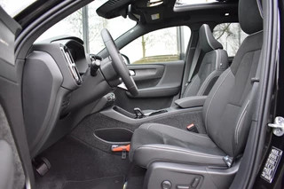 Volvo EX40 Volvo EX40 Twin Motor Ultra Black Edition 442pk/82kWh | Trekhaak | Pixel Le - afbeelding nr 11