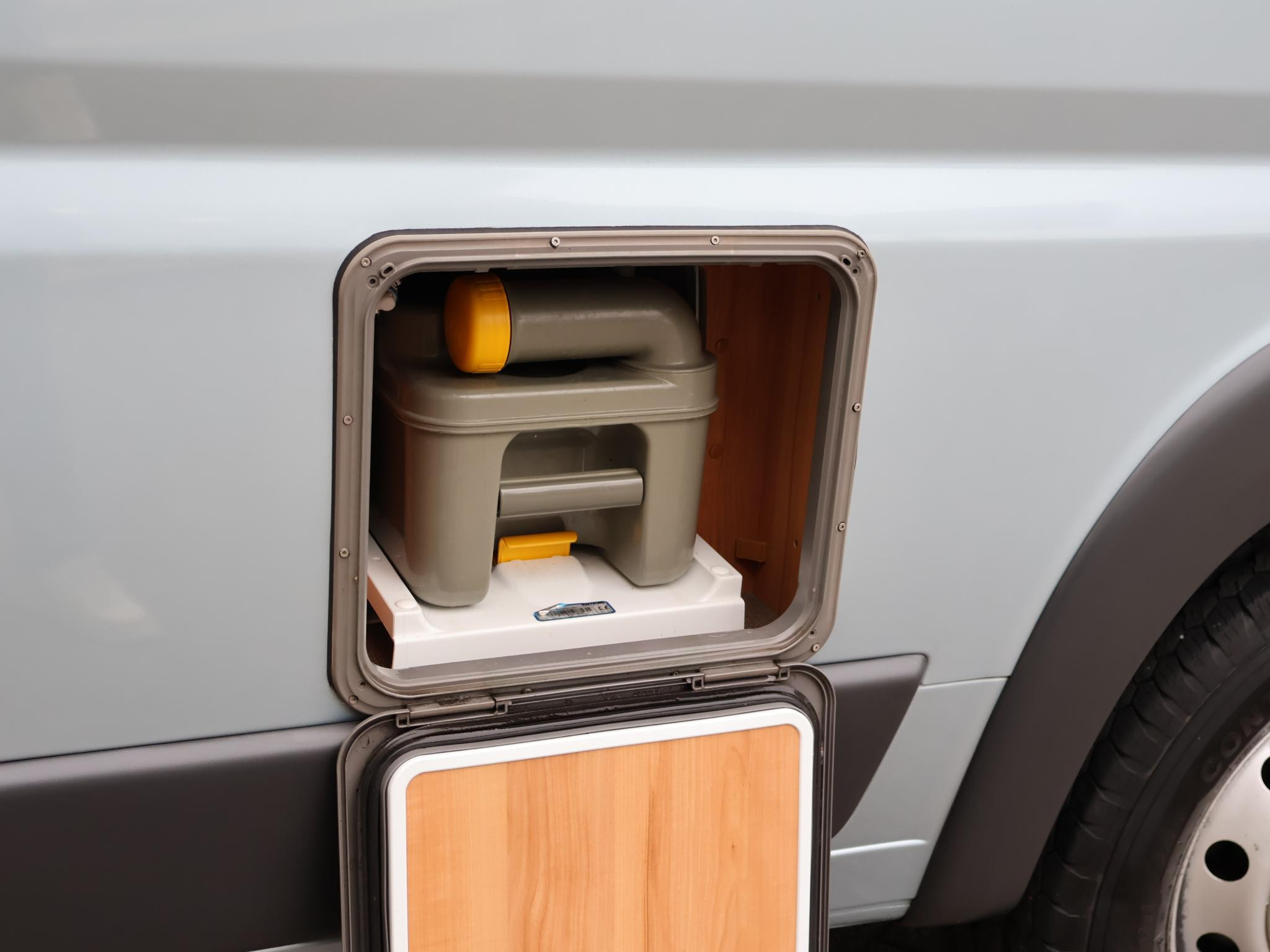 Hoofdafbeelding Pössl Summit 640