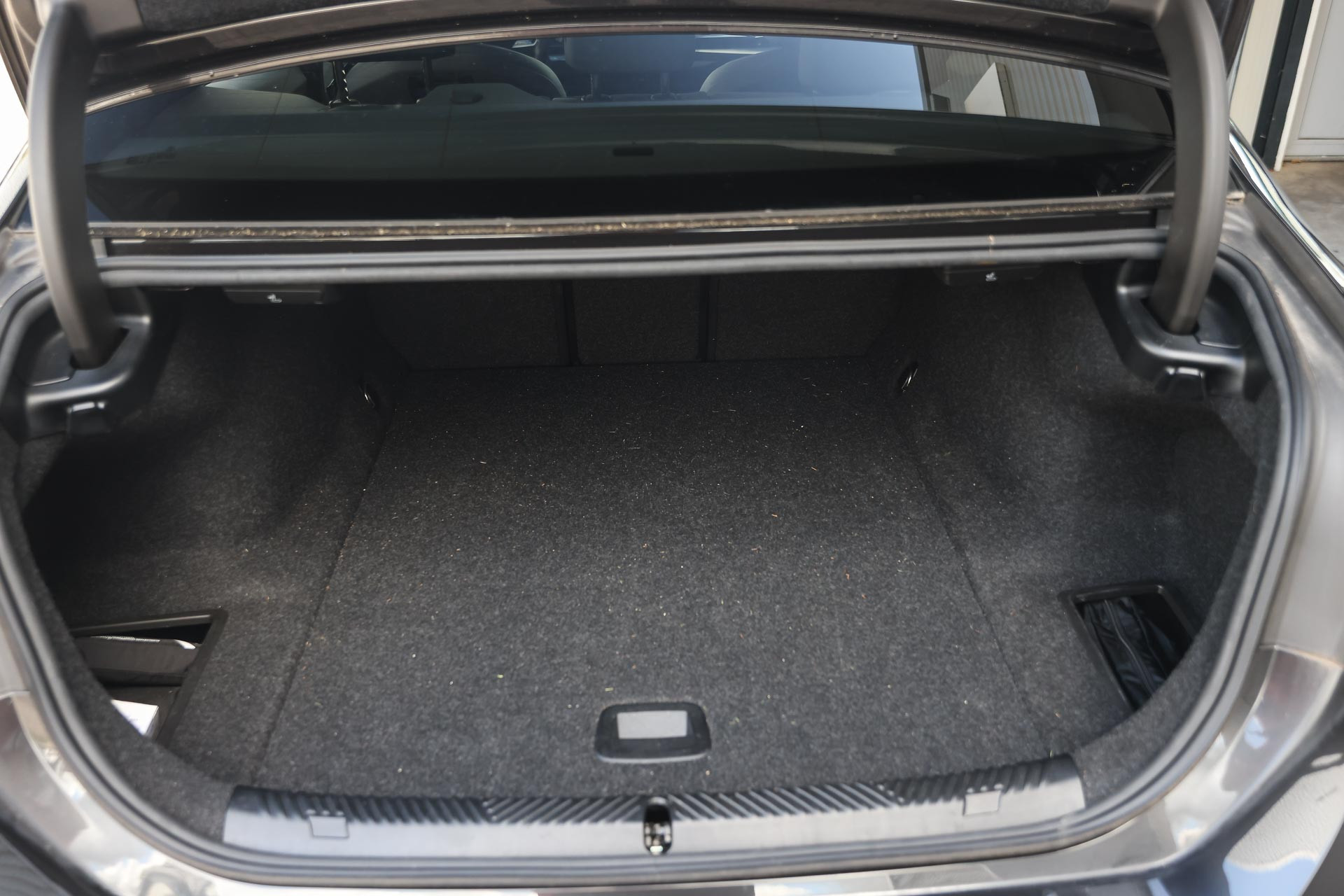 Hoofdafbeelding BMW i5