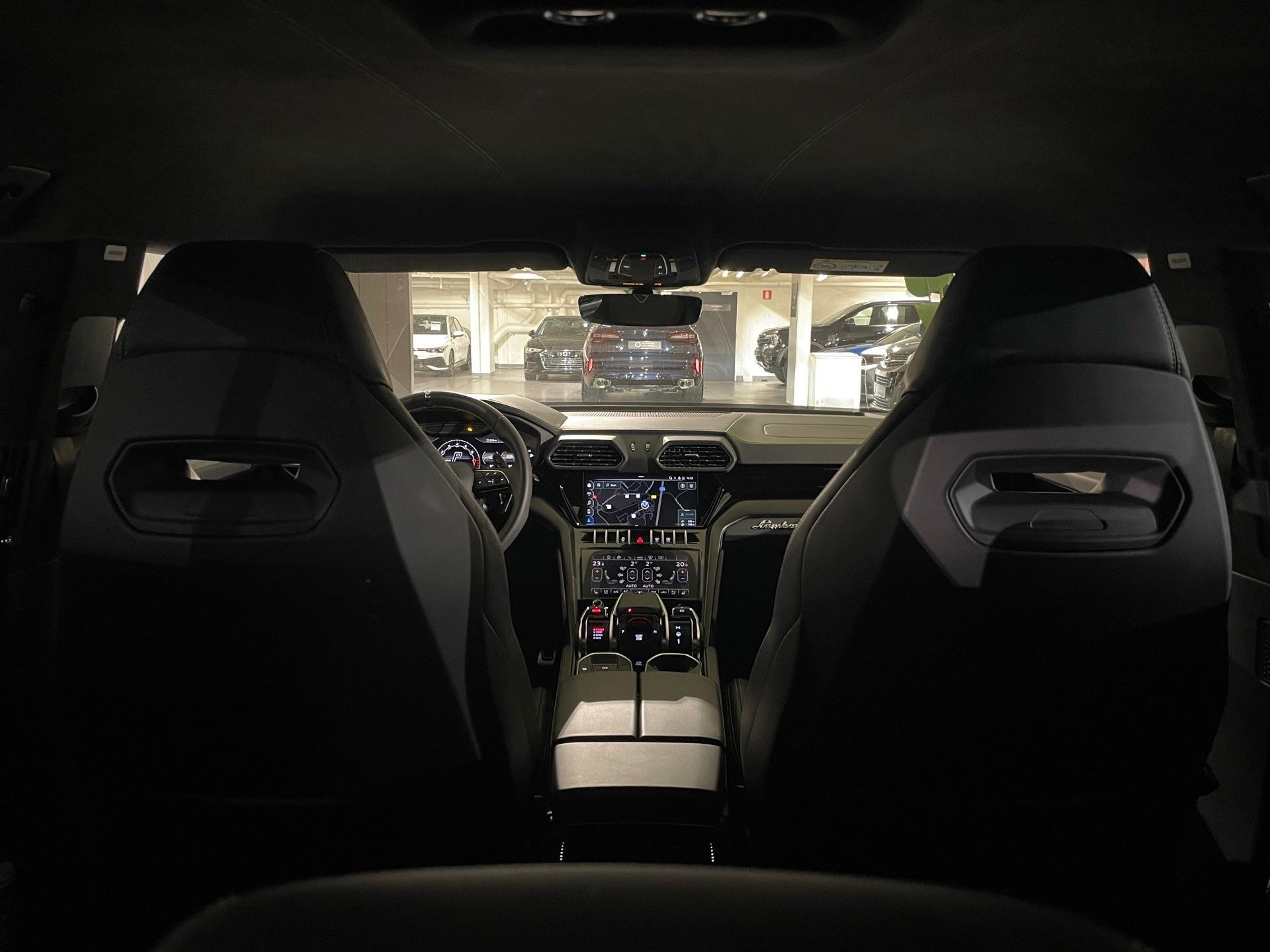 Lamborghini-Urus-image-11