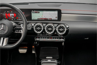Mercedes-Benz CLA Mercedes-Benz CLA Shooting Brake 250 e AMG Night Pano Burmester Facelift Trekhaak - afbeelding nr 29