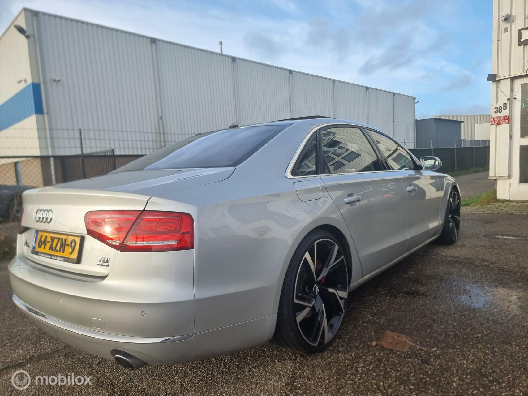 Hoofdafbeelding Audi A8