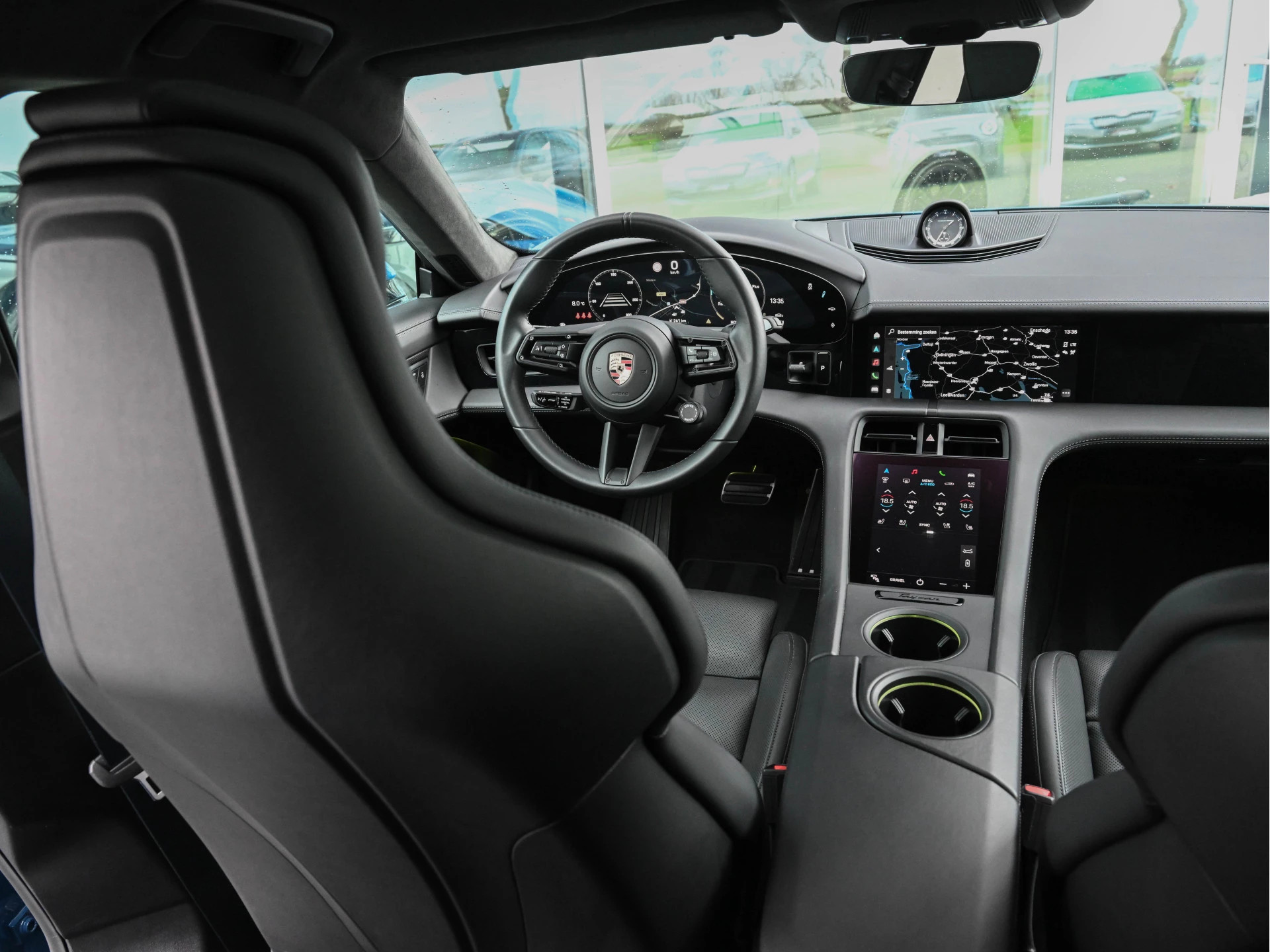 Hoofdafbeelding Porsche Taycan