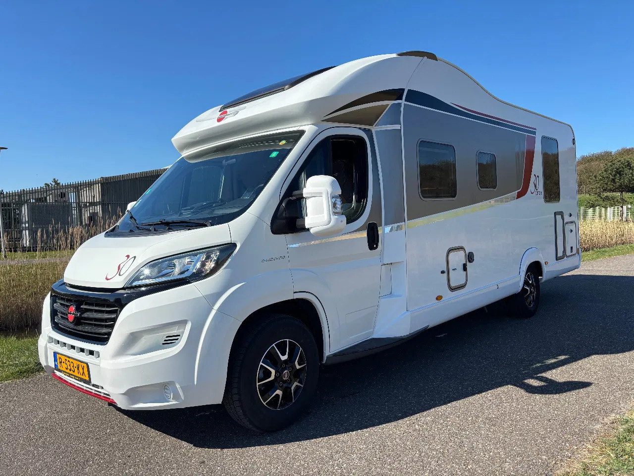 Hoofdafbeelding Bürstner BT7342 30 EDITION IXEO TIME IT734 Camper
