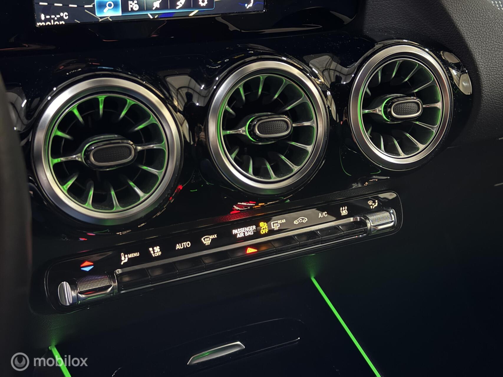 Hoofdafbeelding Mercedes-Benz EQA