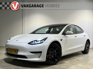 Tesla Model 3 Standard RWD Plus 60 kWh | Navigatiesysteem | LM Velgen 18" | Panoramadak | Voorstoelen Verwarmd | Cruise Control | Airco |