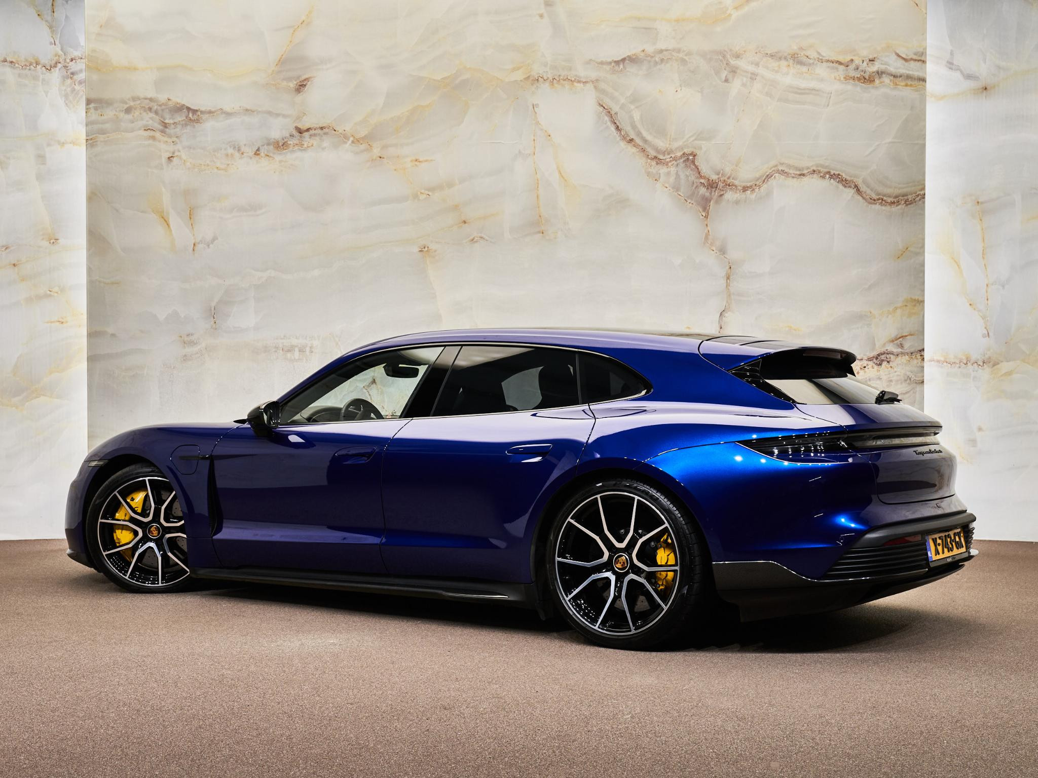 Hoofdafbeelding Porsche Taycan