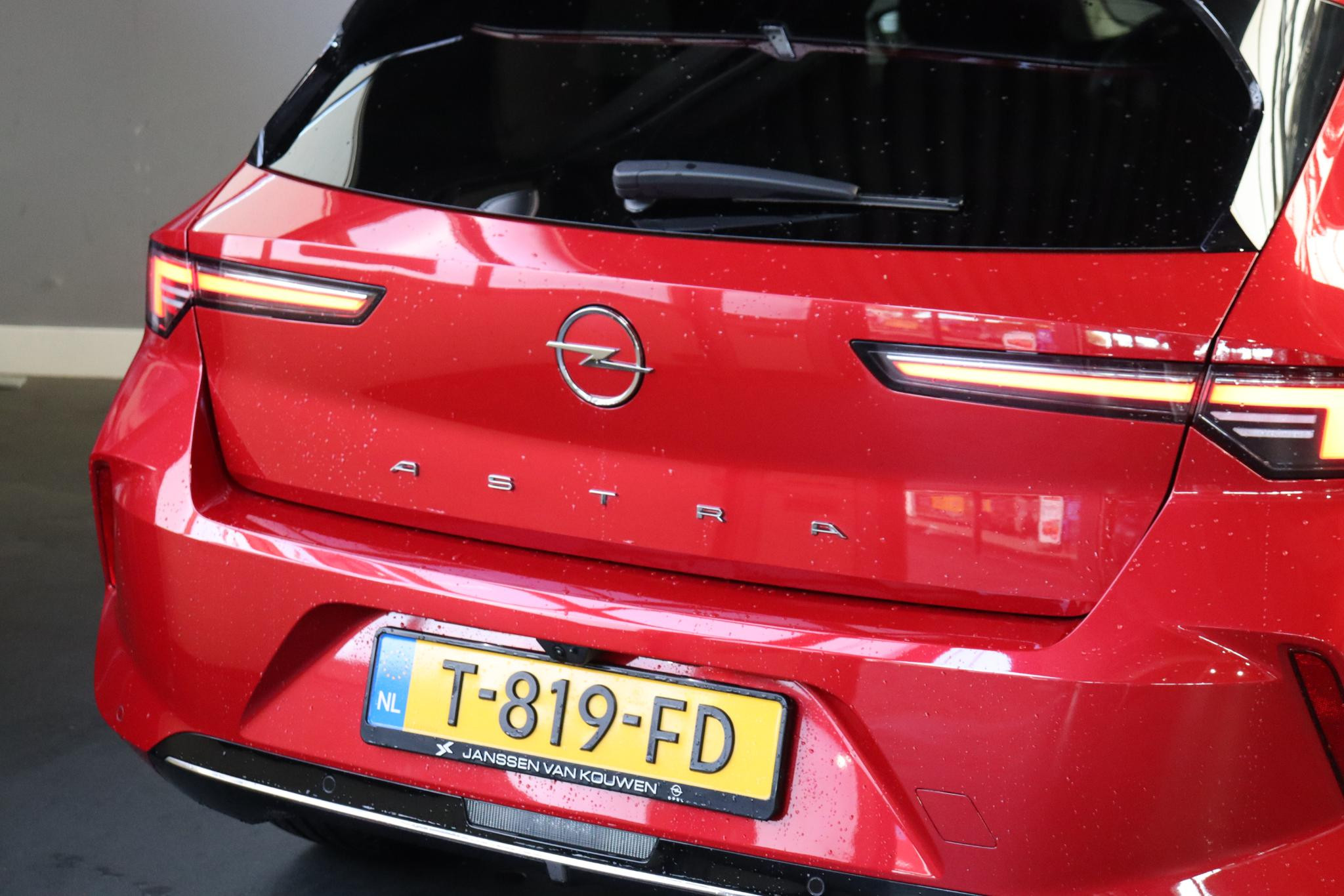 Hoofdafbeelding Opel Astra