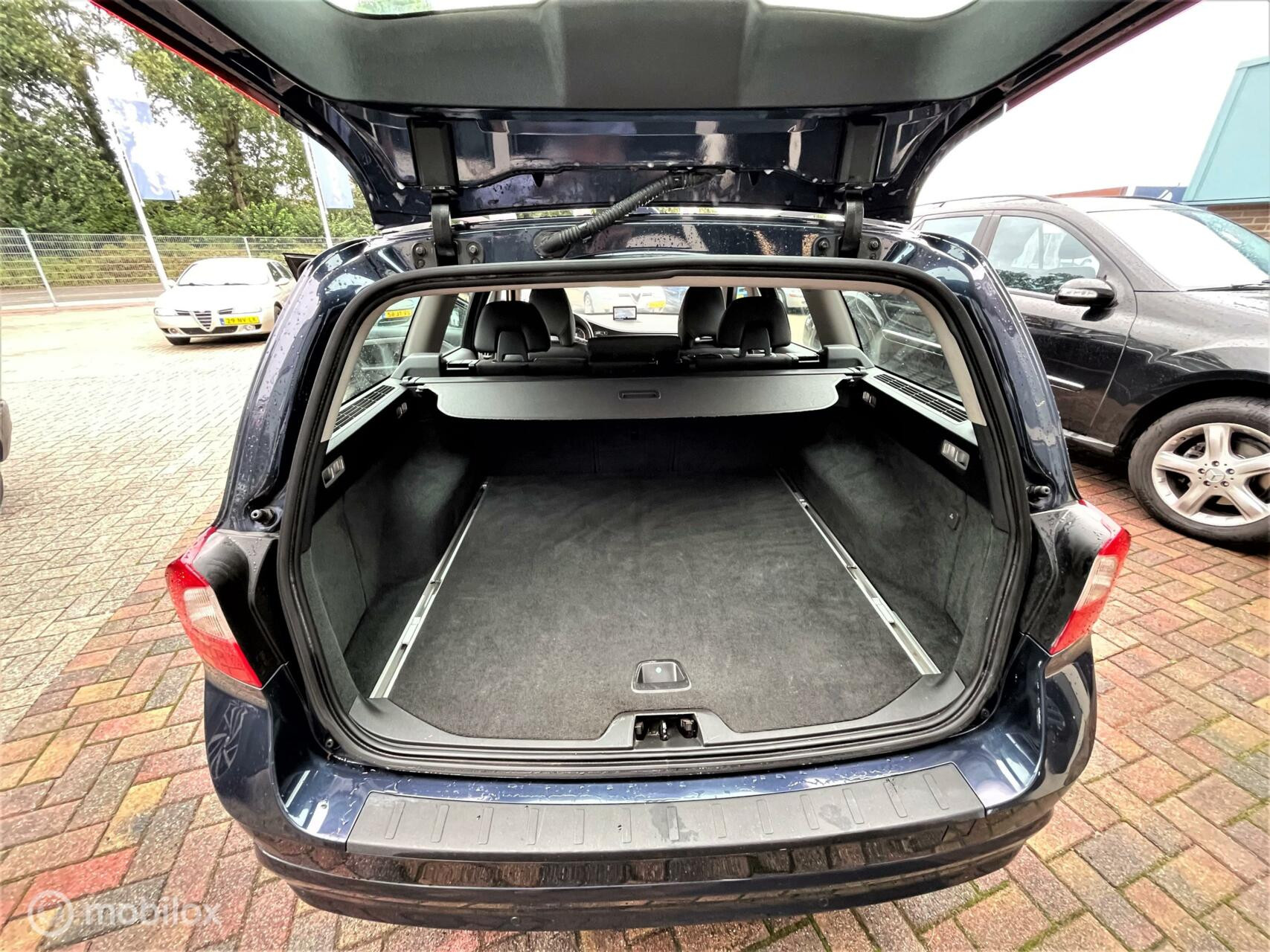 Hoofdafbeelding Volvo V70