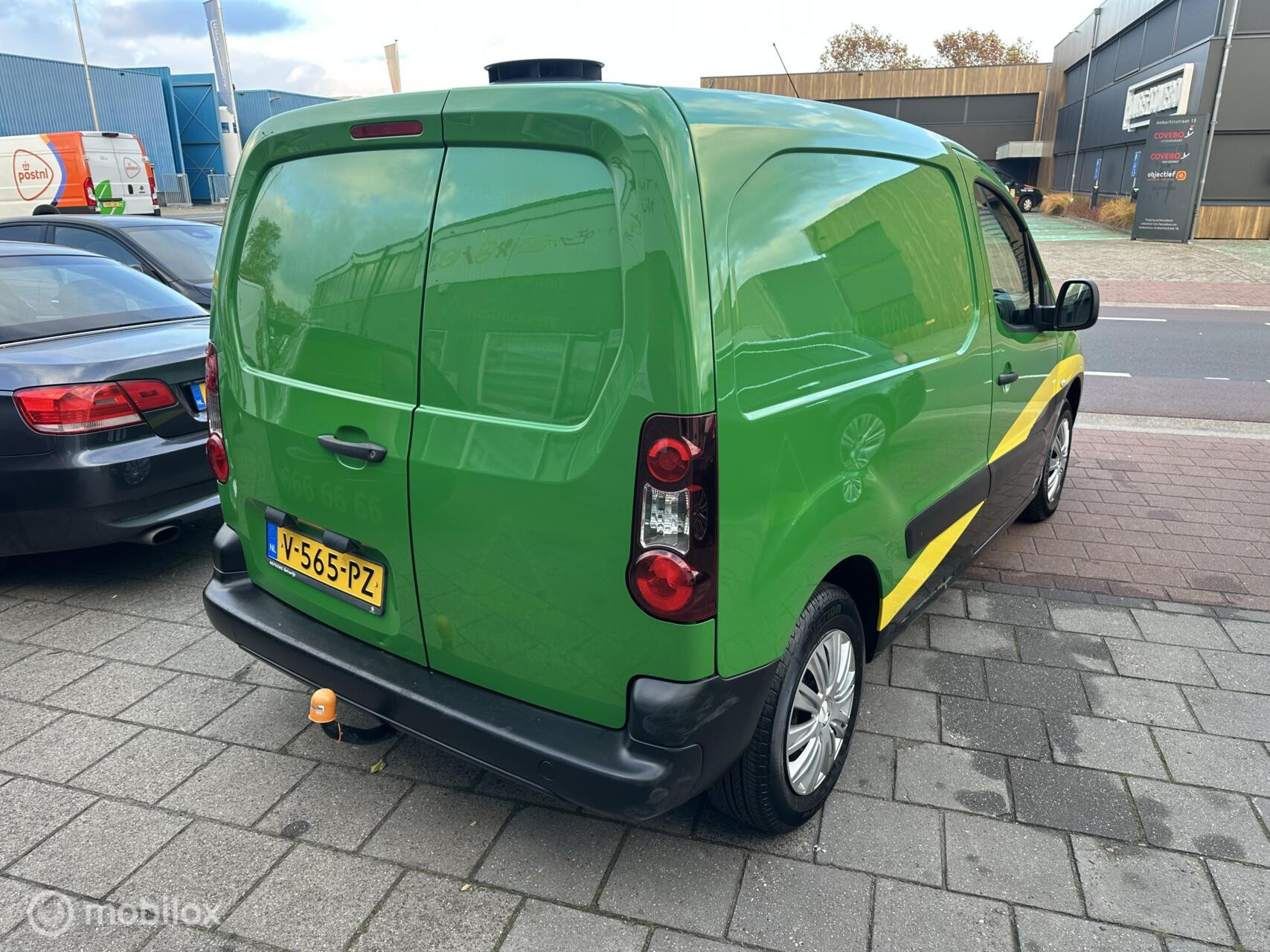 Hoofdafbeelding Peugeot Partner