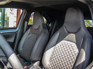 Toyota Aygo Toyota Aygo X 1.0 VVT-i | S-CVT | Premium | CarPlay | Stoelverwarming | Automa - afbeelding nr 2