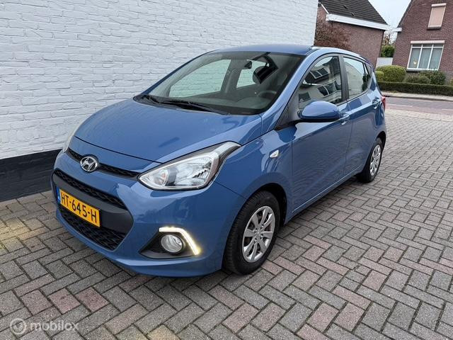 Hoofdafbeelding Hyundai i10