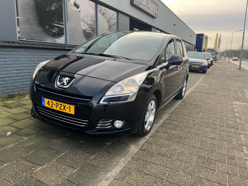 Hoofdafbeelding Peugeot 5008