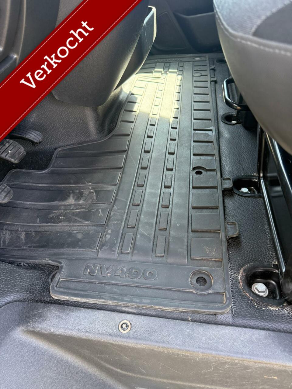 Hoofdafbeelding Nissan NV400