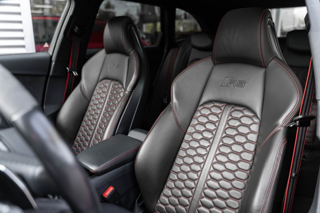 Hoofdafbeelding Audi RS4