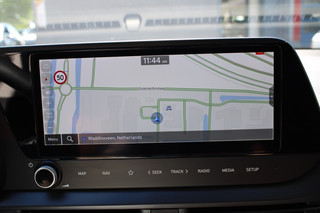 Hyundai i20 Hyundai i20 1.0 T-GDI Premium Navi/Led/Cam/Pdc/Wint/Carplay/16