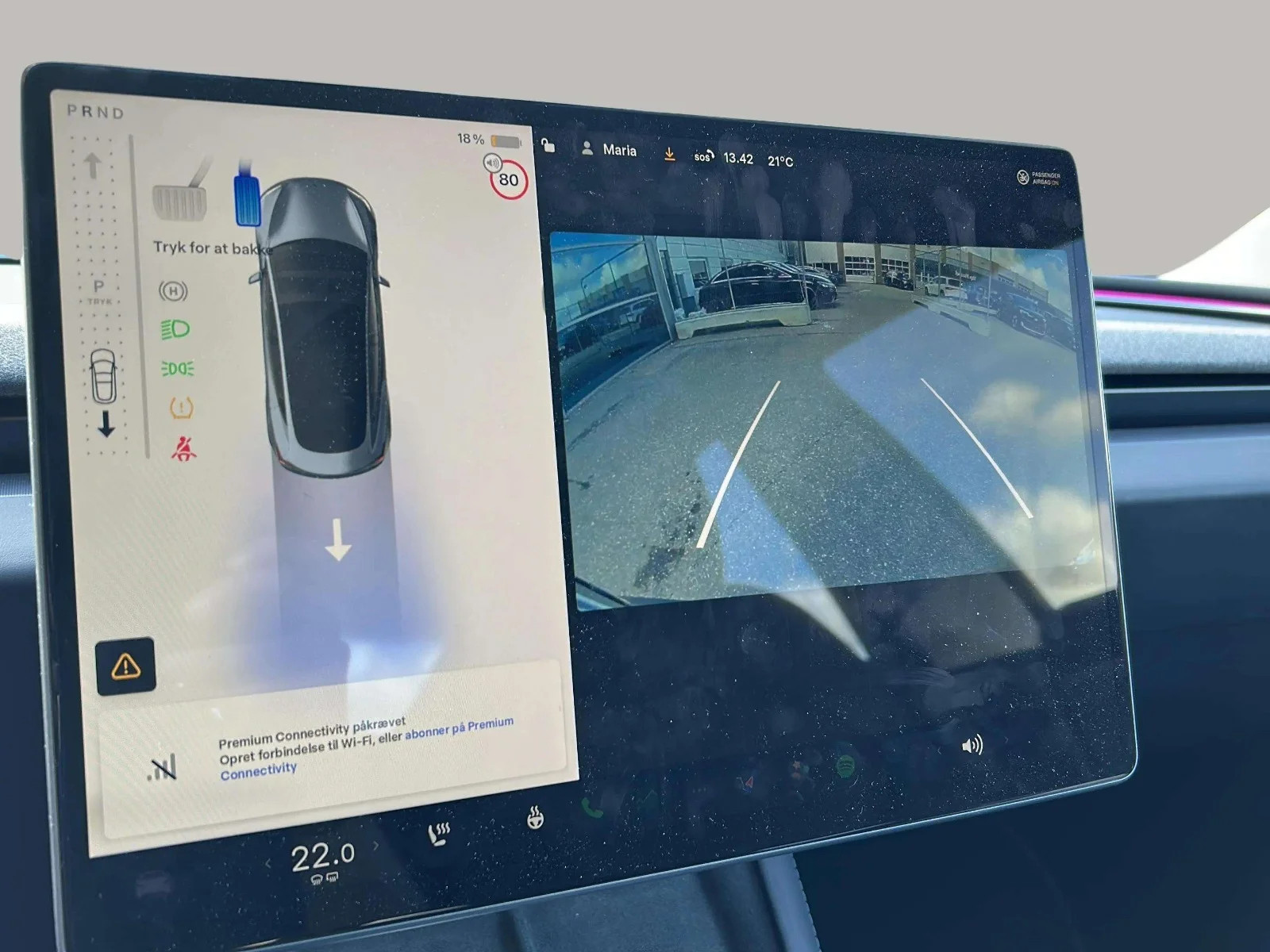 Tesla-Model 3-image-13