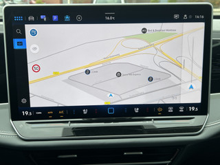 Volkswagen Passat Volkswagen Passat Variant 1.5 eTSI 150 pk Elegance Business Navigatie Panoramadak Trekhaak IQ Light Leder Elek Stoelen + Verwarming + Koeling + Massage 360 Camera Extra Getint Glas Vol Opties BTW Auto MHEV - afbeelding nr 16
