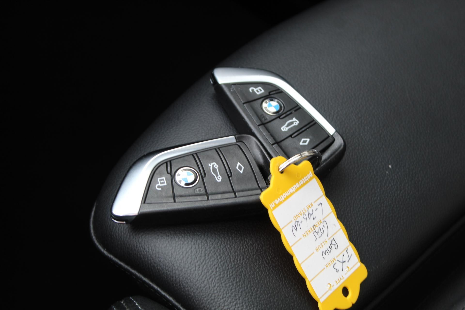 Hoofdafbeelding BMW iX3