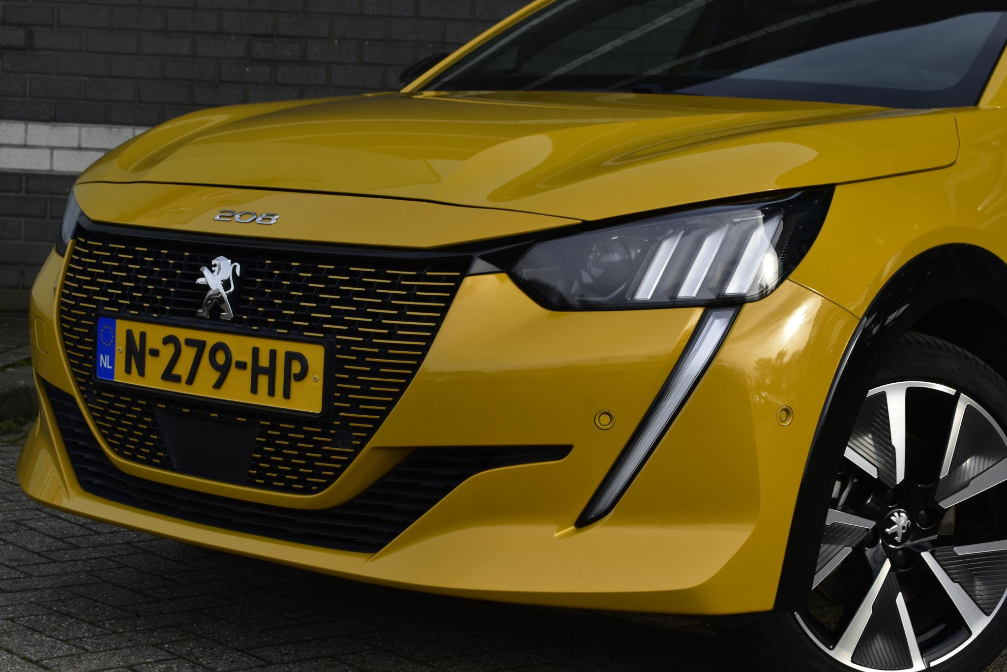 Hoofdafbeelding Peugeot e-208