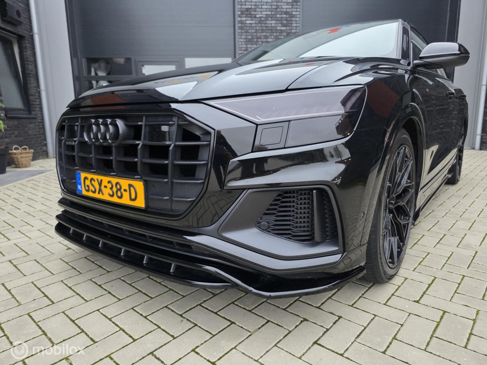 Hoofdafbeelding Audi Q8