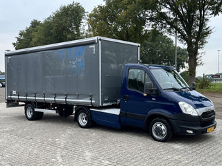 Iveco Daily 35C21 Be-trekker Be-Combi Met Oplegger Huif 1650 kg laadvermogen Airco Cruise controle Telefoonverbinding 3-Persoons Tachograaf Bakwagen Meubelbak Verhuiswagen Euro 5