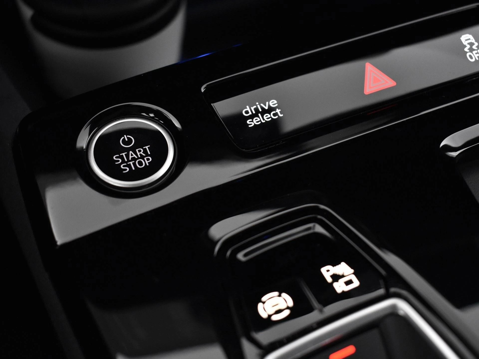 Hoofdafbeelding Audi A6 Avant e-tron