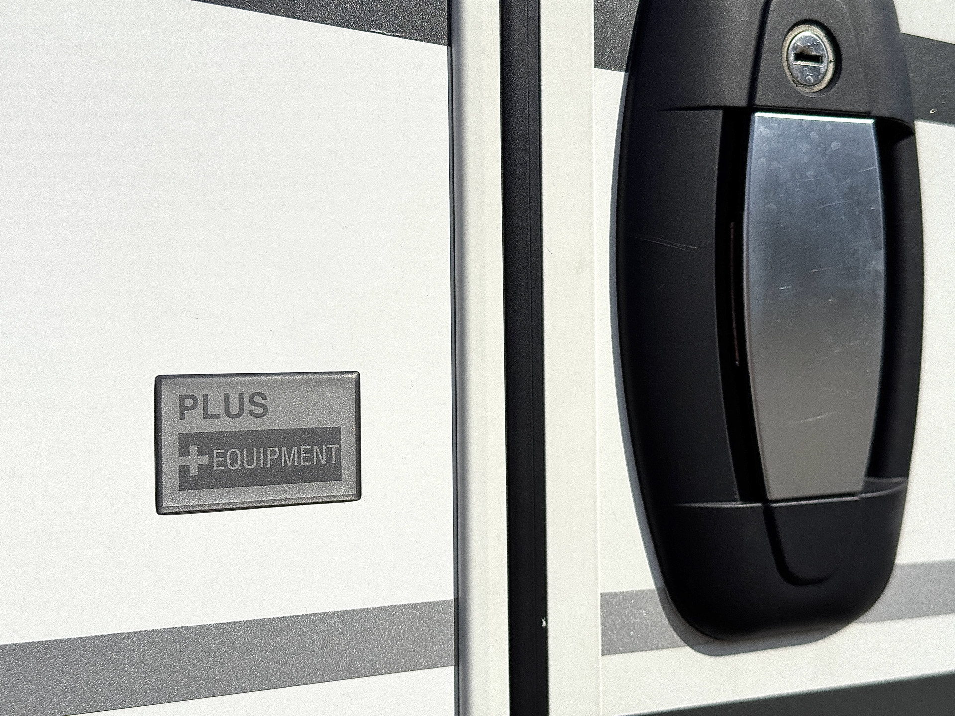 Hoofdafbeelding Adria CORAL 670 SL