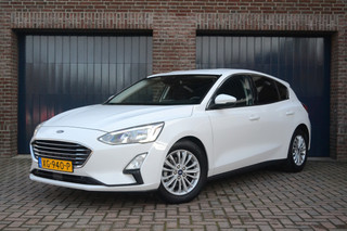 Ford Focus 1.0 EcoBoost Automaat Titanium Business | Keyless | Cruise | Clima | Parkeersensoren