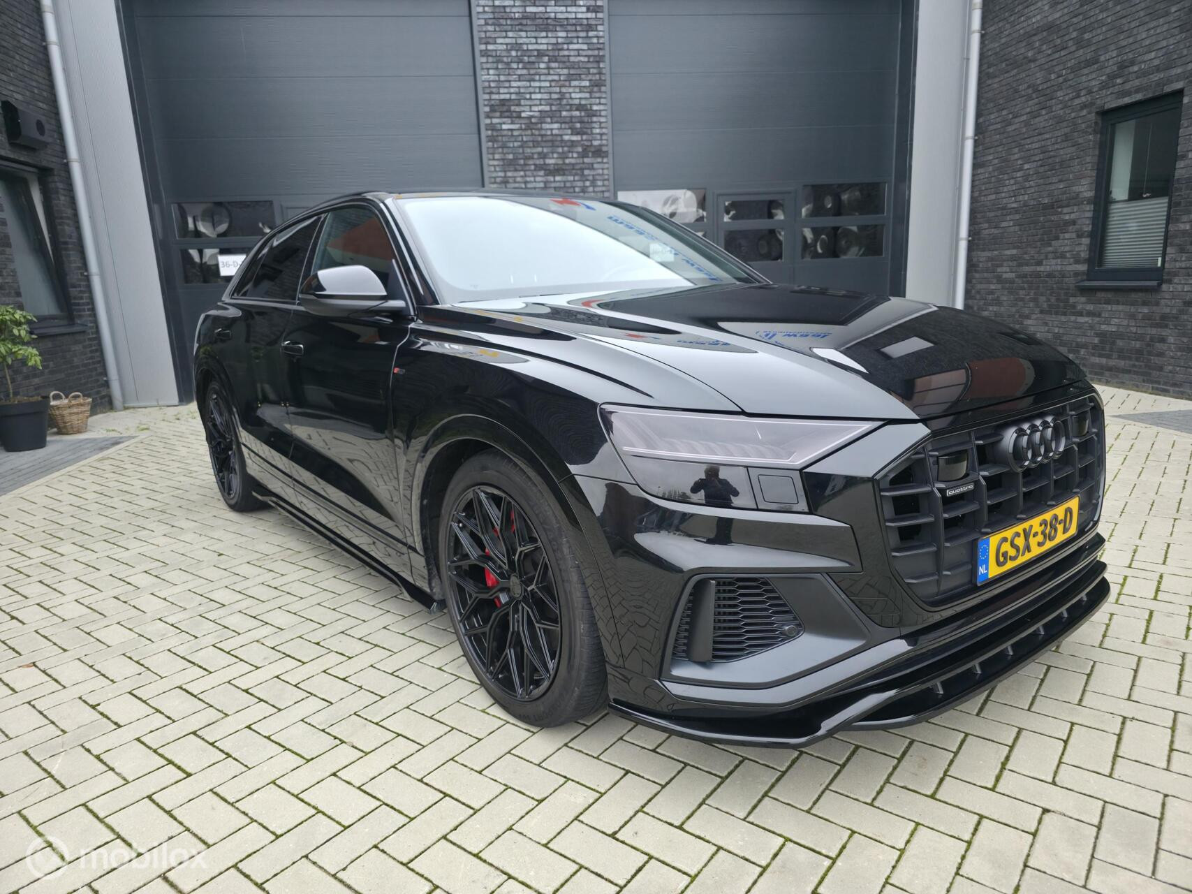 Hoofdafbeelding Audi Q8