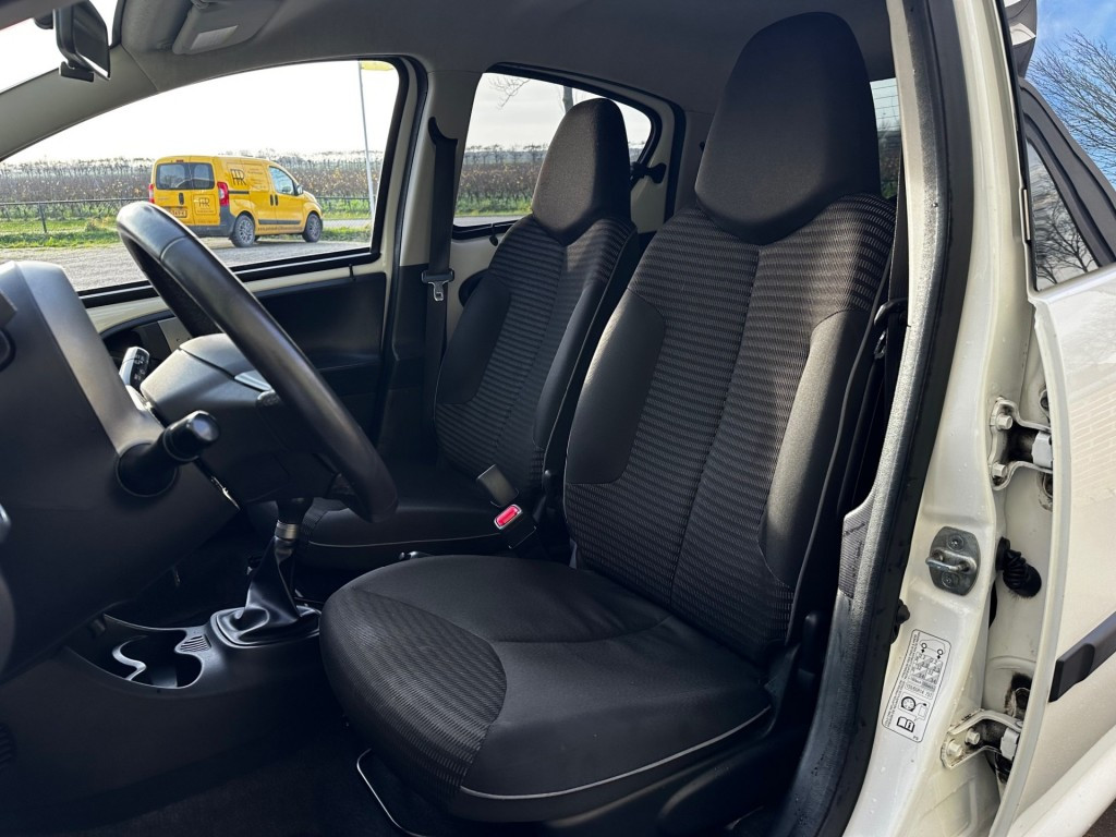 Hoofdafbeelding Peugeot 107