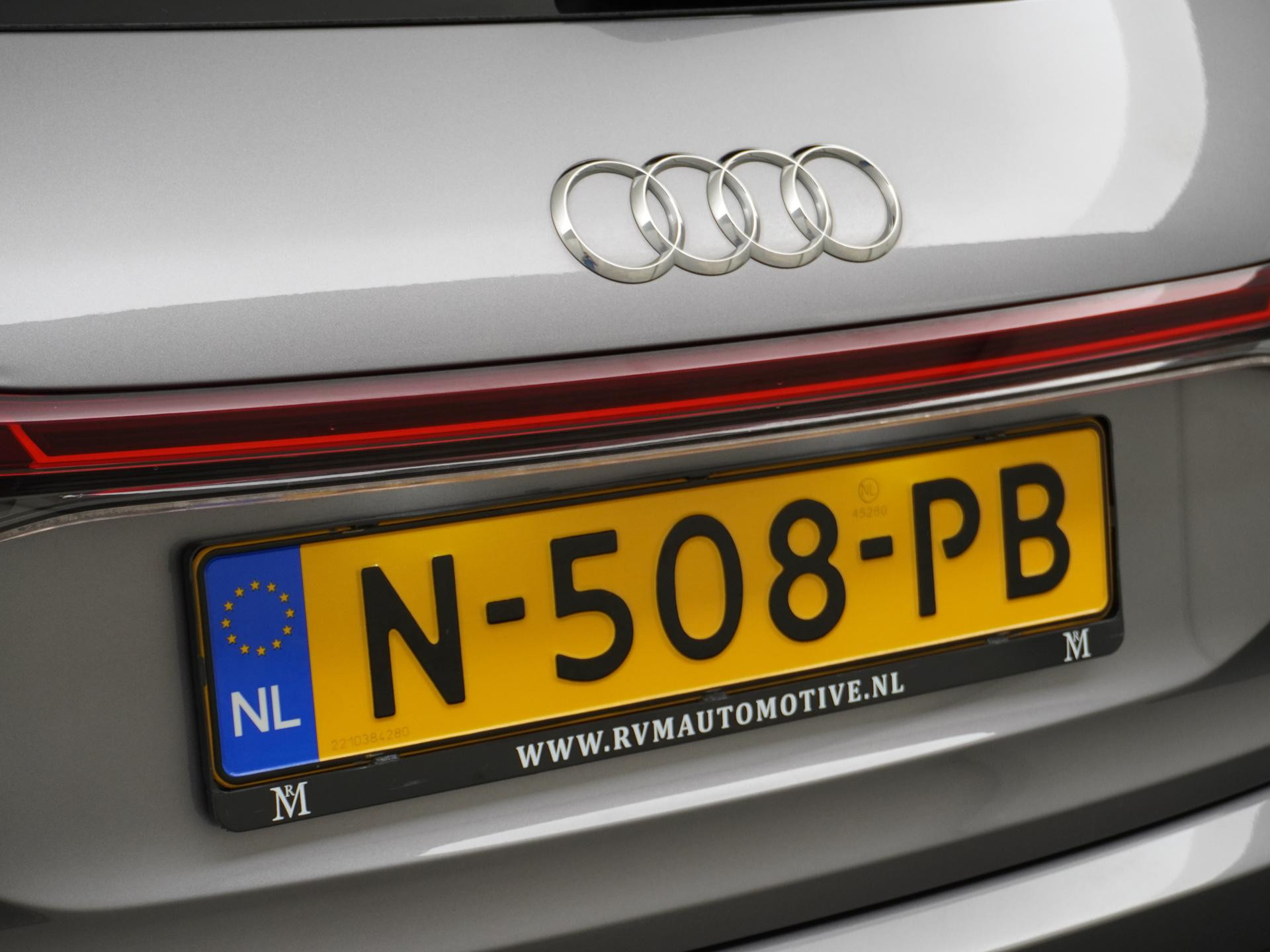 Hoofdafbeelding Audi Q4 e-tron