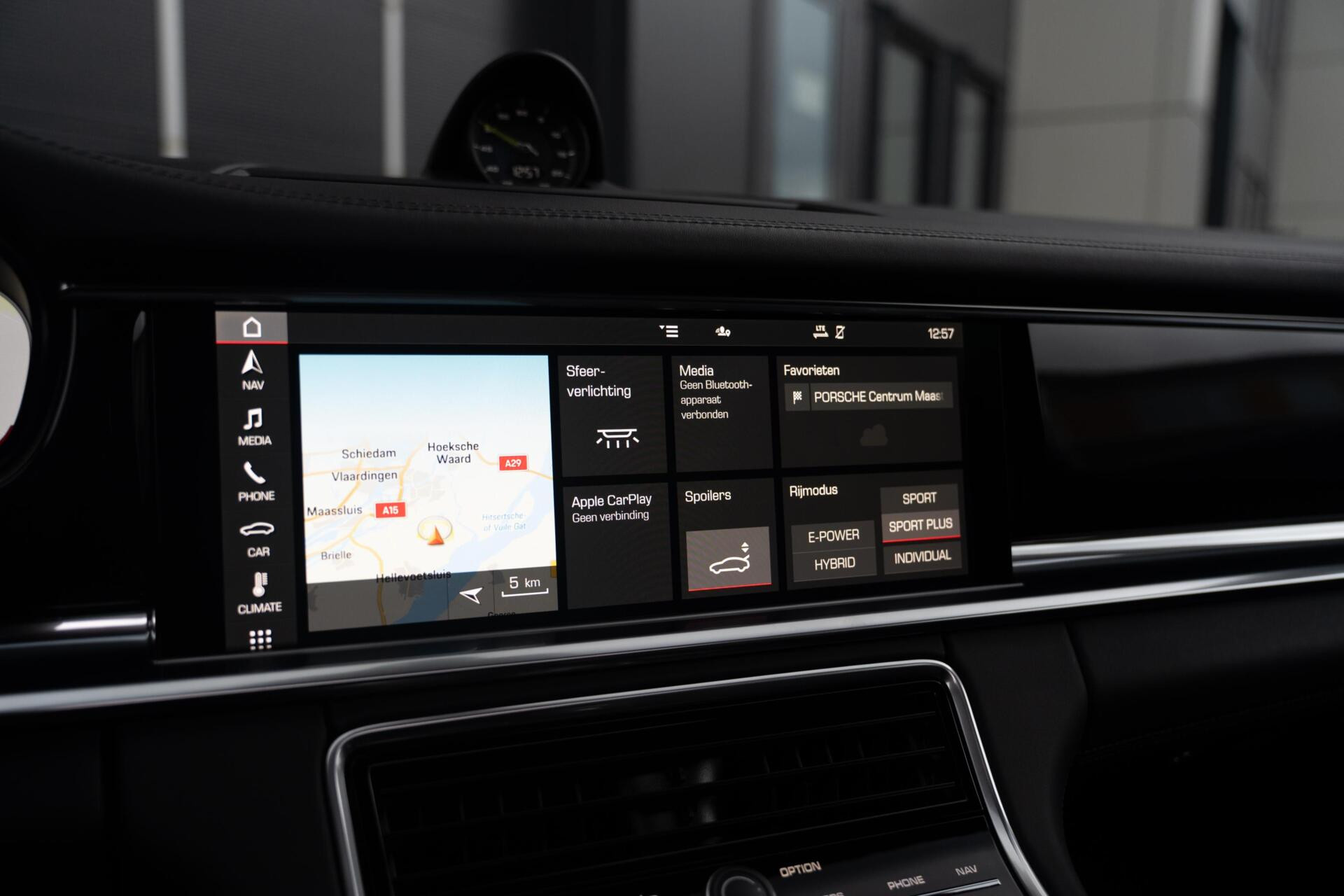 Hoofdafbeelding Porsche Panamera