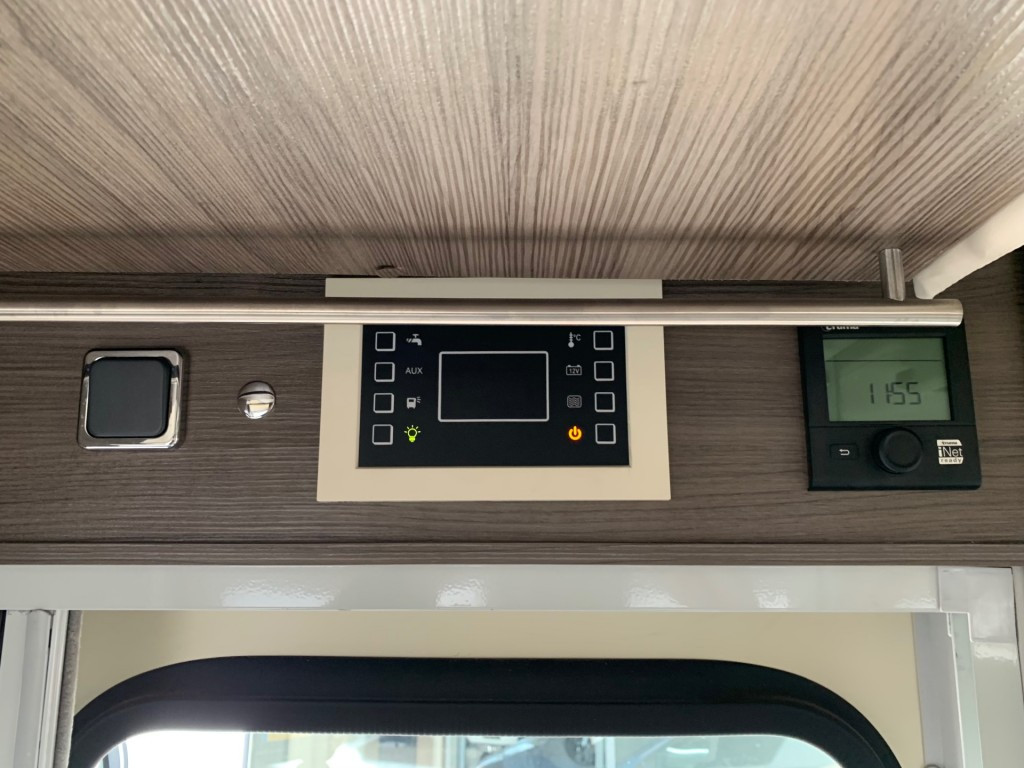 Hoofdafbeelding McLouis Carat 480g Queensbed Hefbed